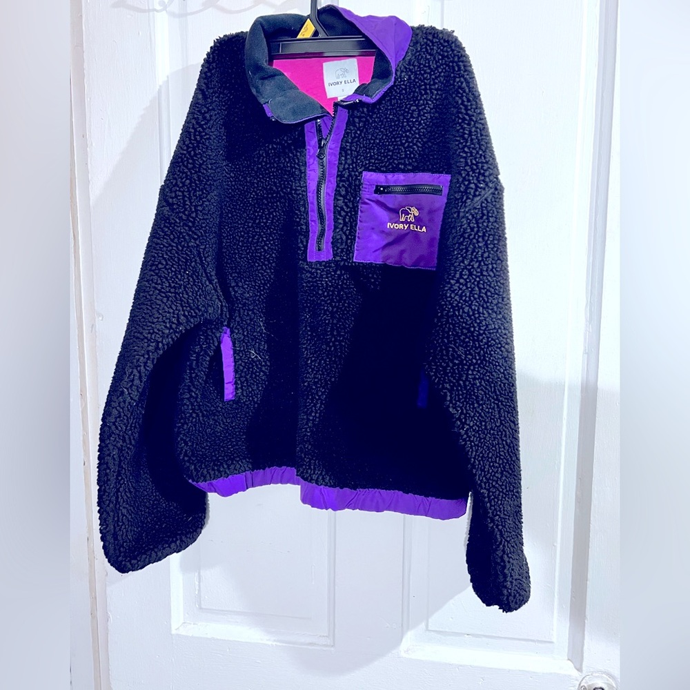 - Ivory Ella Half Zip Fleece Jacket Sweater in Black  w/pockets - Size Small